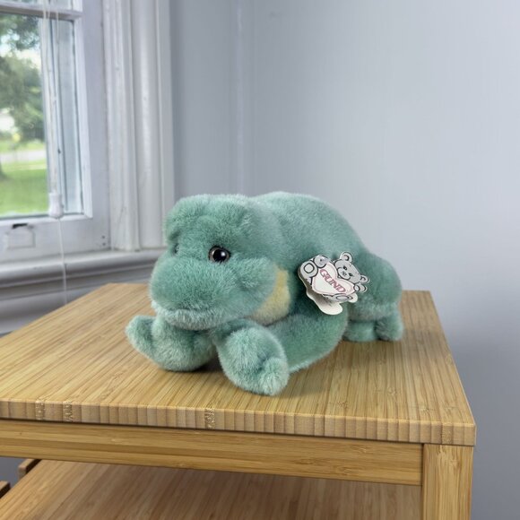 Vintage 1990 Gund Frogmore Green Frog Stuffed Animal Plushie - Picture 1 of 9